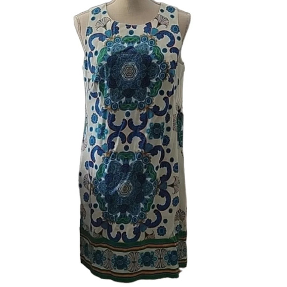 London Time Dress - Picture 1 of 4